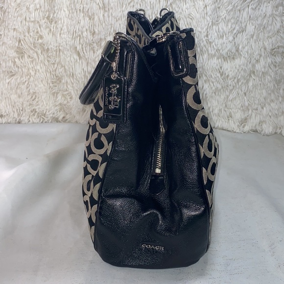 👜🌿-Coach Shoulder bag- NOT FOR SALE 🌿👜 - Picture 4 of 12